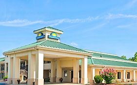 Days Inn Covington Tn 2*