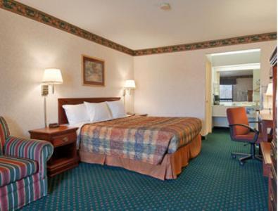 Days Inn By Wyndham Covington Room photo